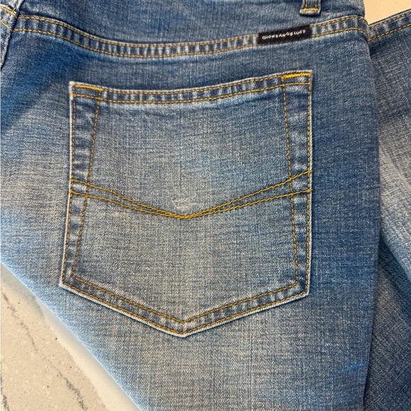 Classic Giordano Blue Jeans - Picture 4 of 4